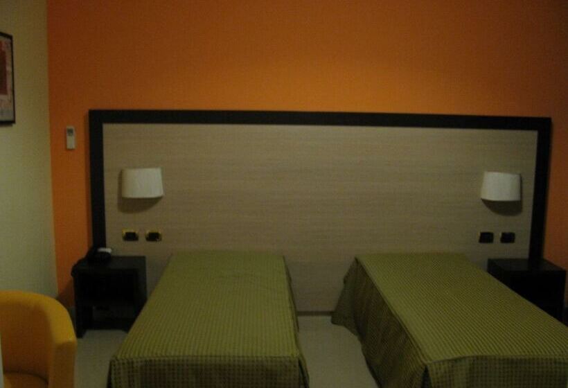 اتاق استاندارد, Albergo Roma