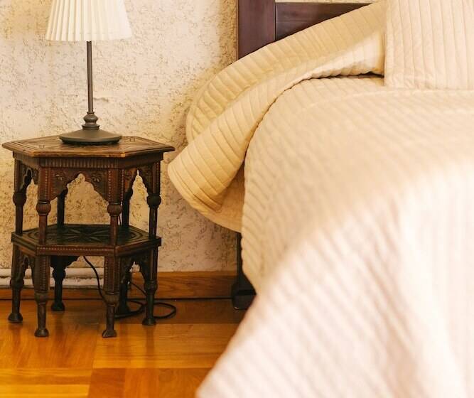 Quarto Estandar, Casa Natalia