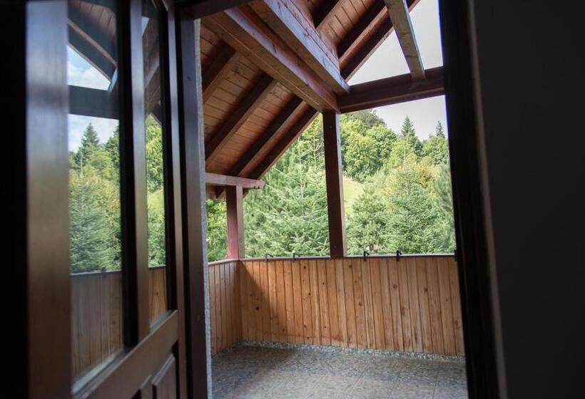 Júnior Suíte com Terraço, Casa Natalia