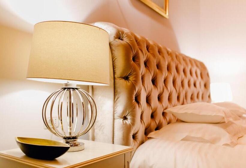 Quarto Deluxe Cama King, Casa Natalia