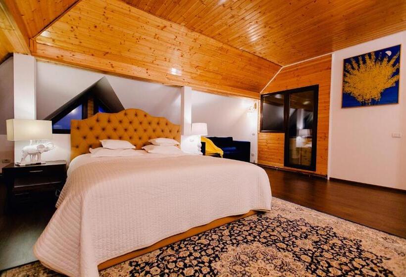 Suíte Júnior com Sacada, Casa Natalia