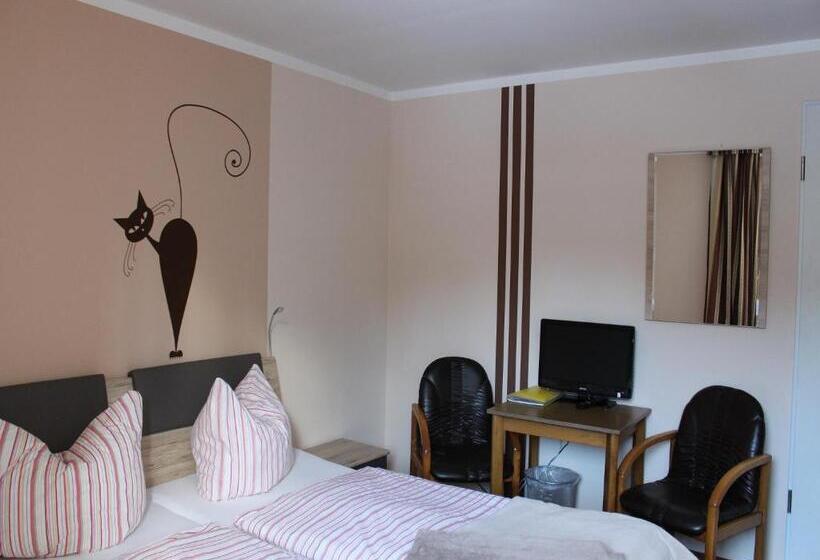 Номер Стандарт, Pension & Gasthaus Kattenstieg
