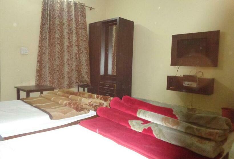 Quarto Economy, Maharana Palace