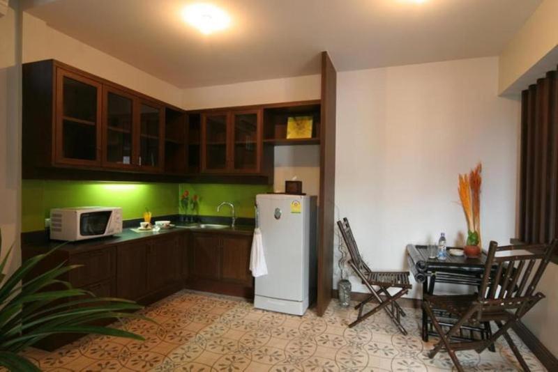 Quarto Quádruplo Economy, Delf Inn