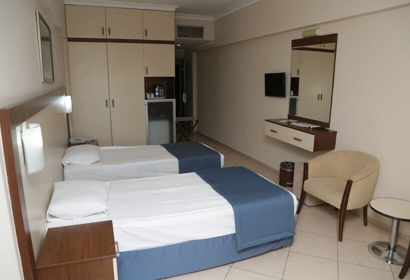 Номер Стандарт Вид на Море, Batıhan Beach Resort & Spa