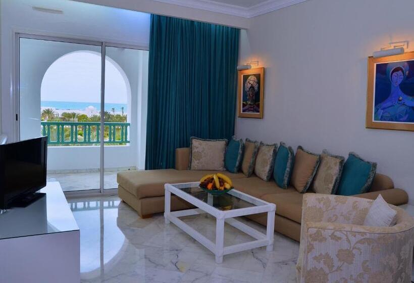 Номер Superior Одноместный, Royal Garden Palace   Families And Couples