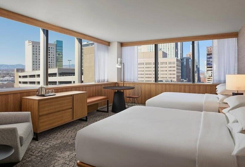 חדר סטנדרט שתי מיטות זוגיות, Sheraton Denver Downtown