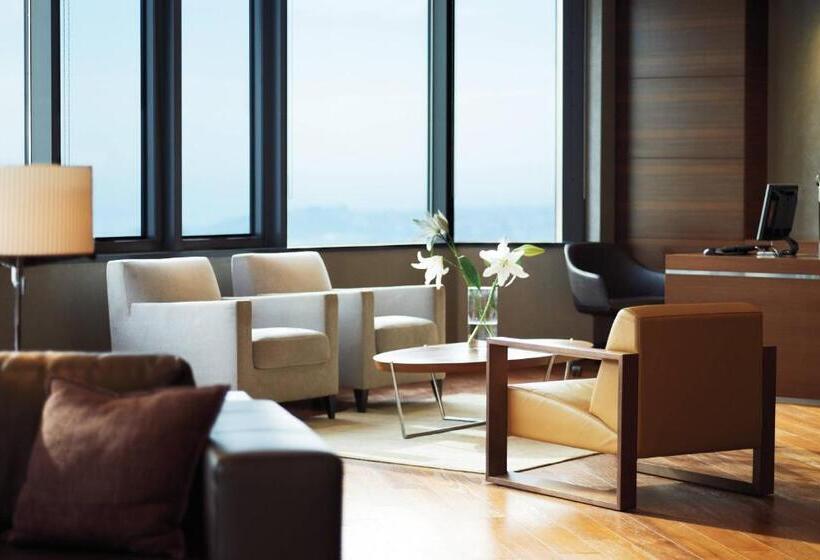 Номер Клуб Вид на Море, Sheraton Istanbul Ataköy