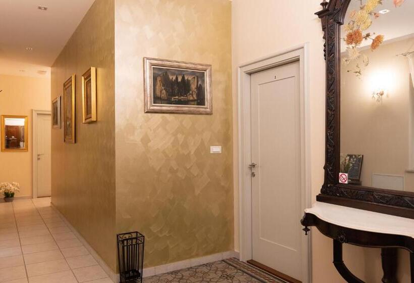 Номер Стандарт, Scallop Regent Rooms