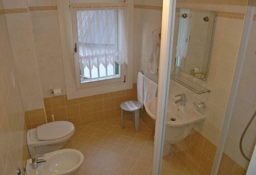 Номер Стандарт, B&b Meublè Giustina