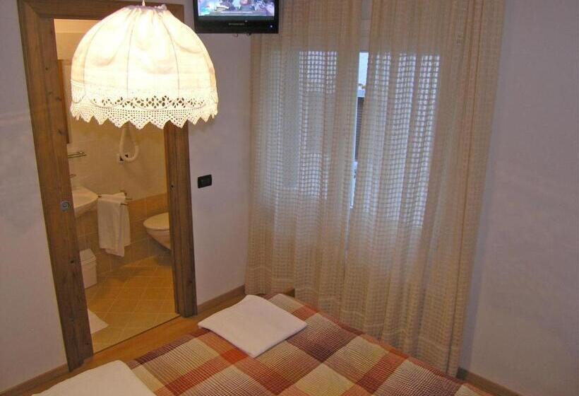 Номер Стандарт, B&b Meublè Giustina