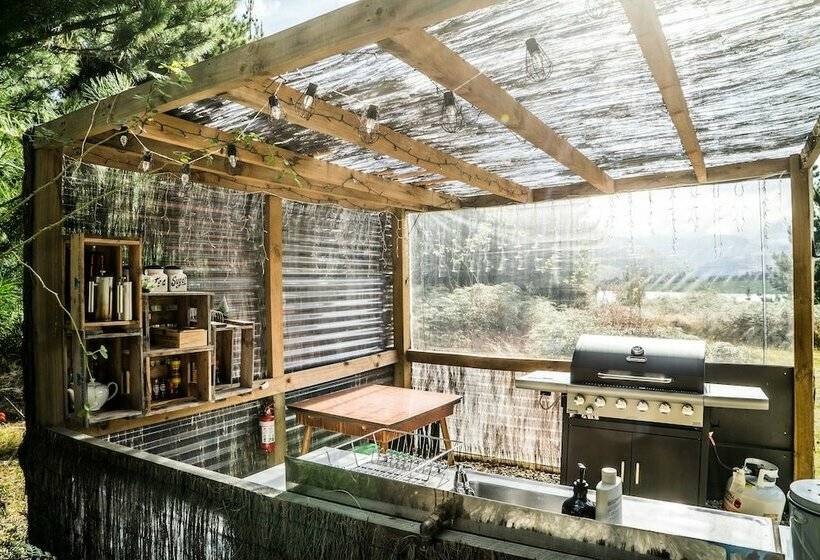 چادر با خدمات رفاهی لوکس, Explore Life Glamping