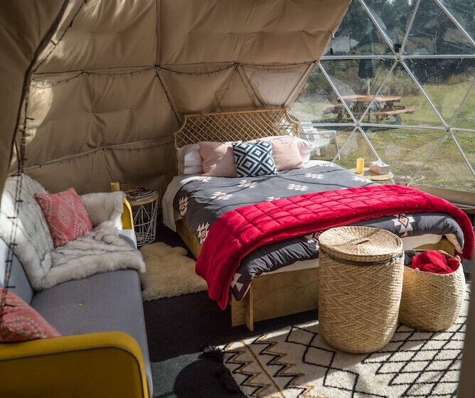 چادر با خدمات رفاهی لوکس, Explore Life Glamping