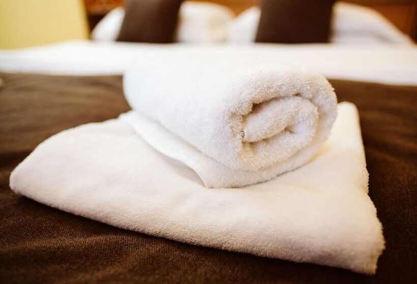 Четырехместный Номер Стандарт, Piotr  Spa & Wellness