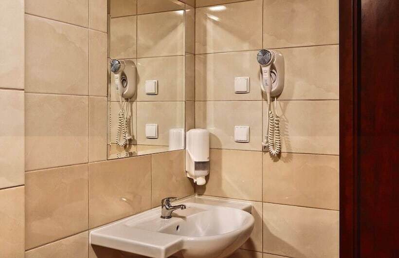 Четырехместный Номер Стандарт, Piotr  Spa & Wellness