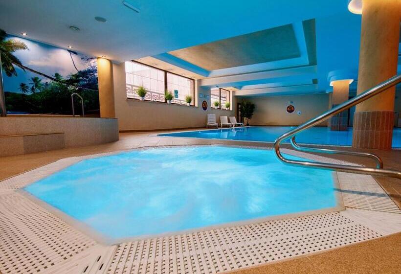 Четырехместный Номер Стандарт, Piotr  Spa & Wellness