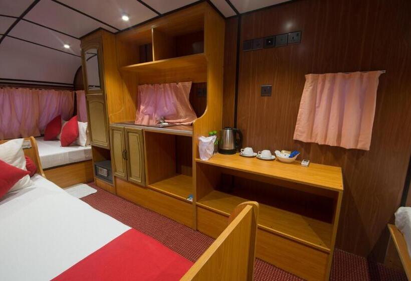 Семейный Номер Вид на Море, Yala Caravan Village