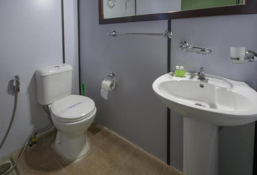 Номер Стандарт Трехместный, Yala Caravan Village