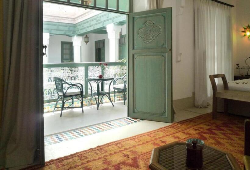 اتاق لوکس, Riad Azahar