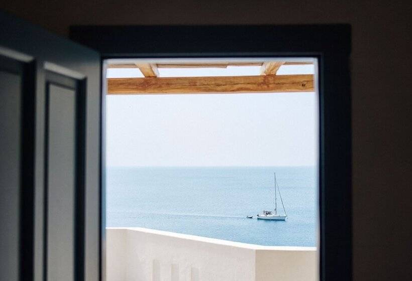 带海景的复工套房, Chrysalis Boutique   Adults Only