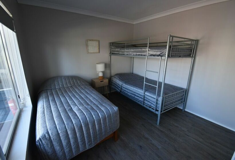 Апартаменты Comfort 2 Спальни, Laguna Lodge Holiday Units