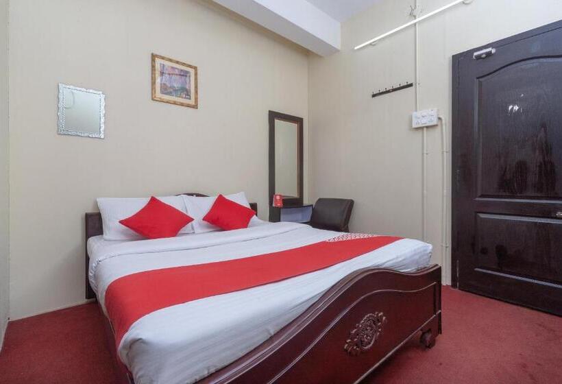 Quarto Triplo Clássico, B Square Homes By Oyo Rooms