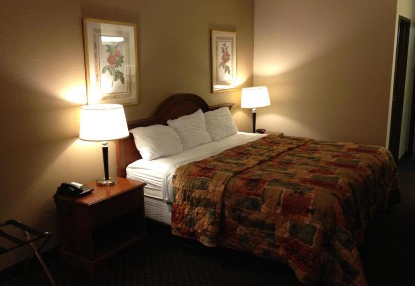 Студио Стандарт Кровать Кинг, Baymont Inn & Suites By Wyndham San Marcos