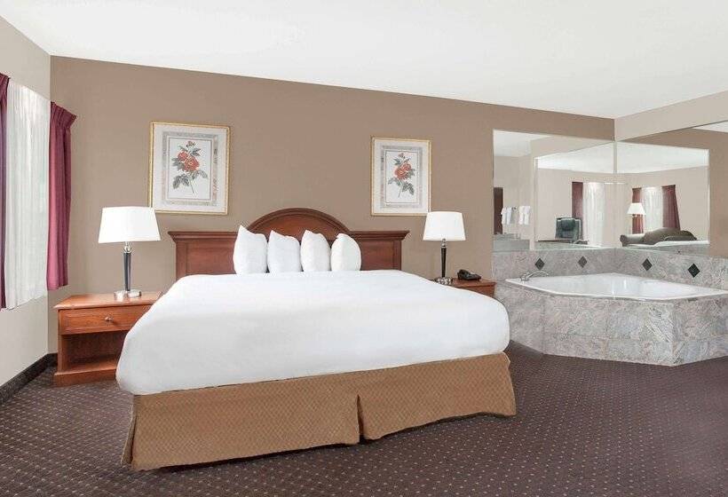 Студия Deluxe, Baymont Inn & Suites By Wyndham San Marcos