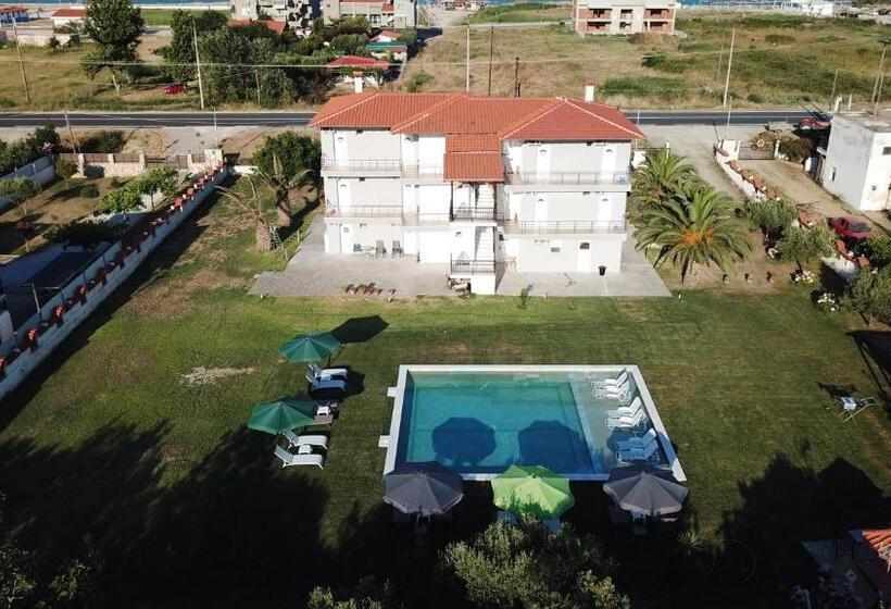 Семейный Номер Классика, Vergina Pension