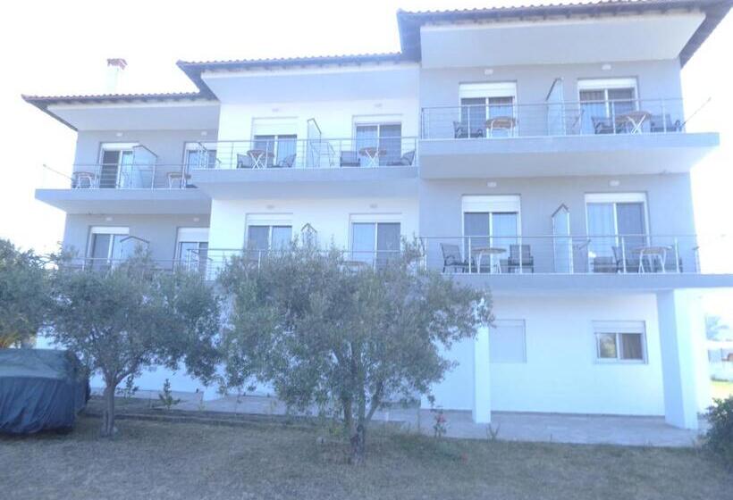 Семейный Номер Вид на Море, Vergina Pension