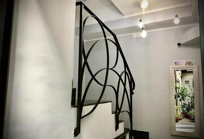 اتاق لوکس با وان آب گرم, B&b Fiumara