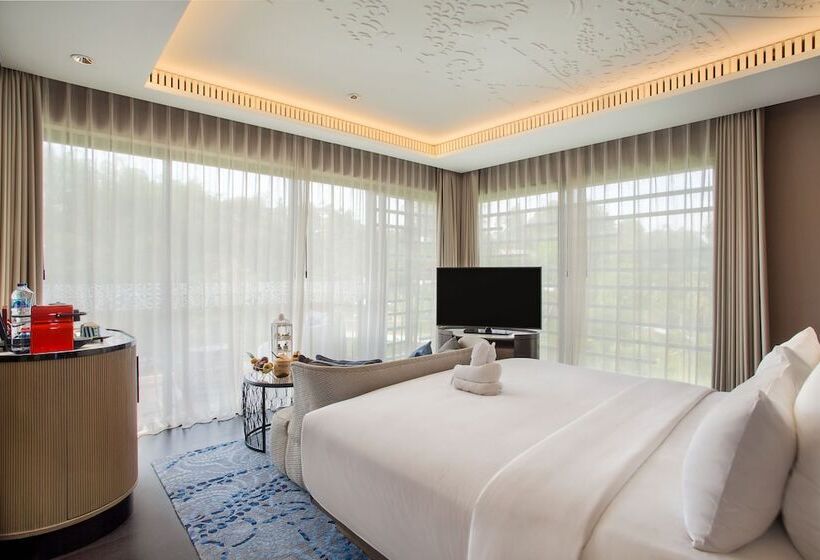 Вилла 3 Спальни с Бассейном, Pullman Ciawi Vimala Hills Resort