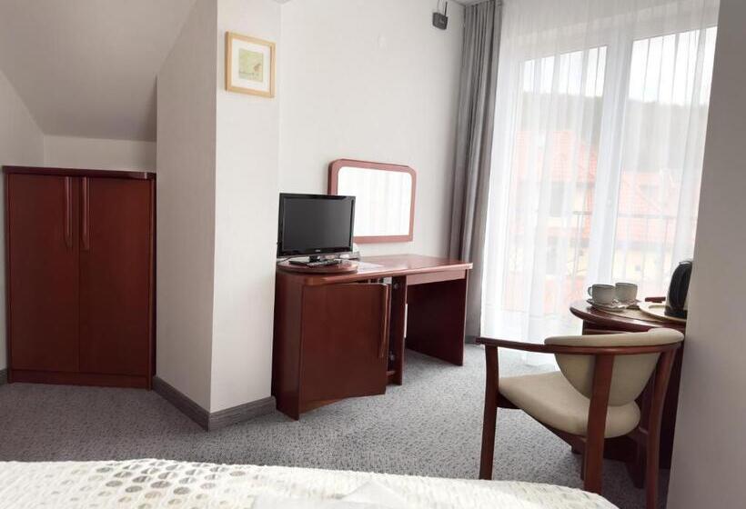 Номер Deluxe, Pensjonat Przy Deptaku W Centrum Polanicy Zdrój