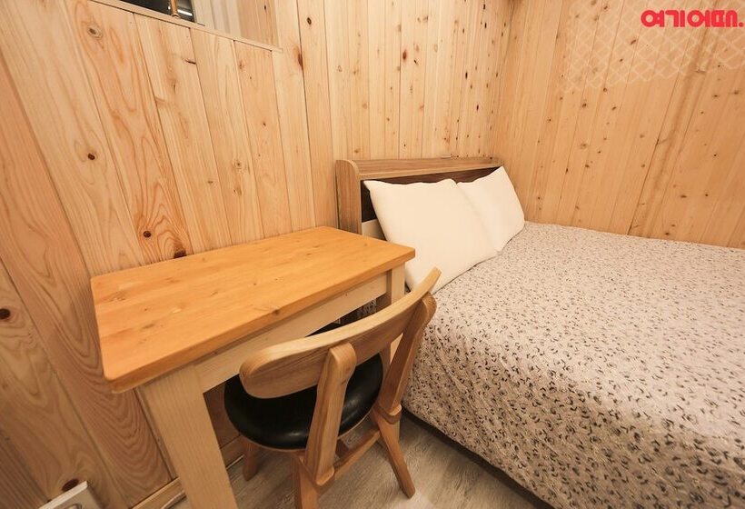 Camera Deluxe, Insadong R Guesthouse