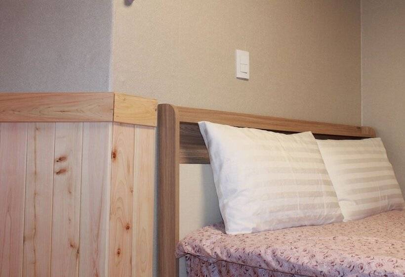 Camera Deluxe, Insadong R Guesthouse