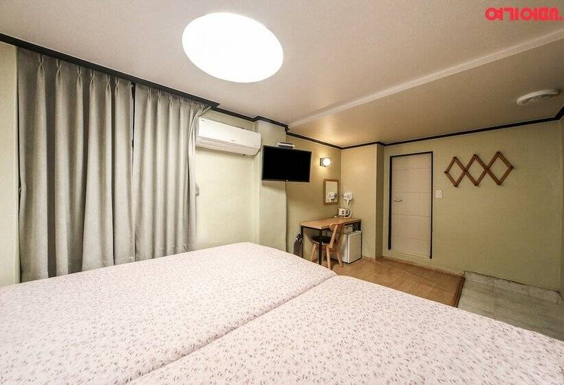 Camera Familiare, Insadong R Guesthouse