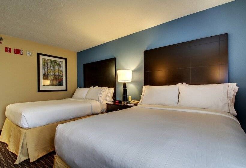 Номер Стандарт 2 Двуспальные Кровати, Holiday Inn Express Hotel Fort Campbell Oak Grove, An Ihg