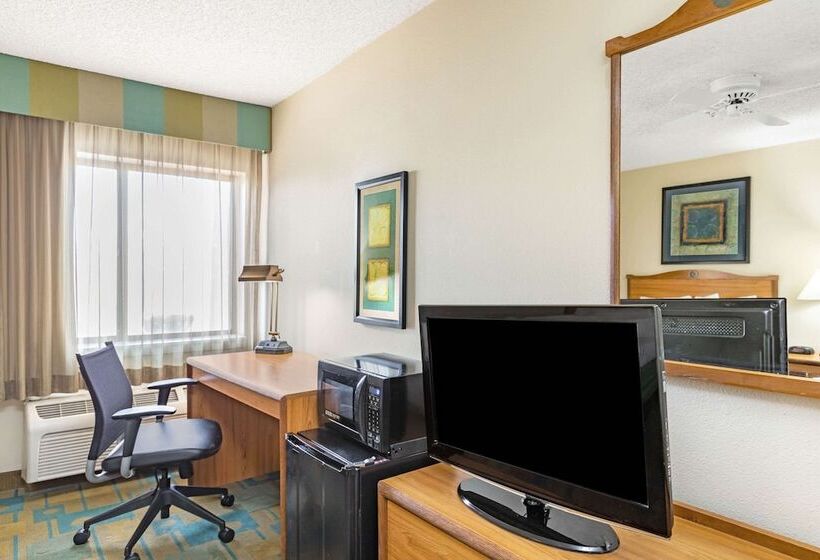 Номер Deluxe, La Quinta By Wyndham El Paso East
