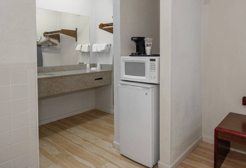Номер Superior, Red Roof Inn & Suites Rome