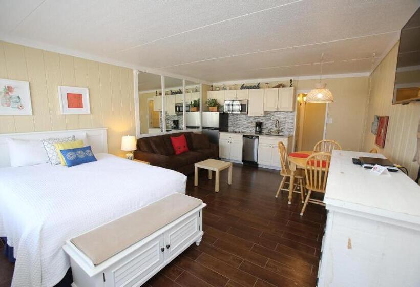 Студия Стандарт, Beachcomber Resort