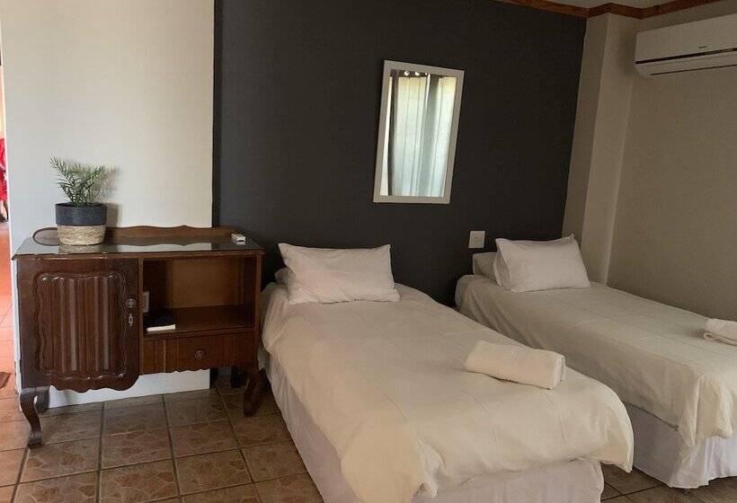 اتاق خانوادگی, Namgate Guesthouse