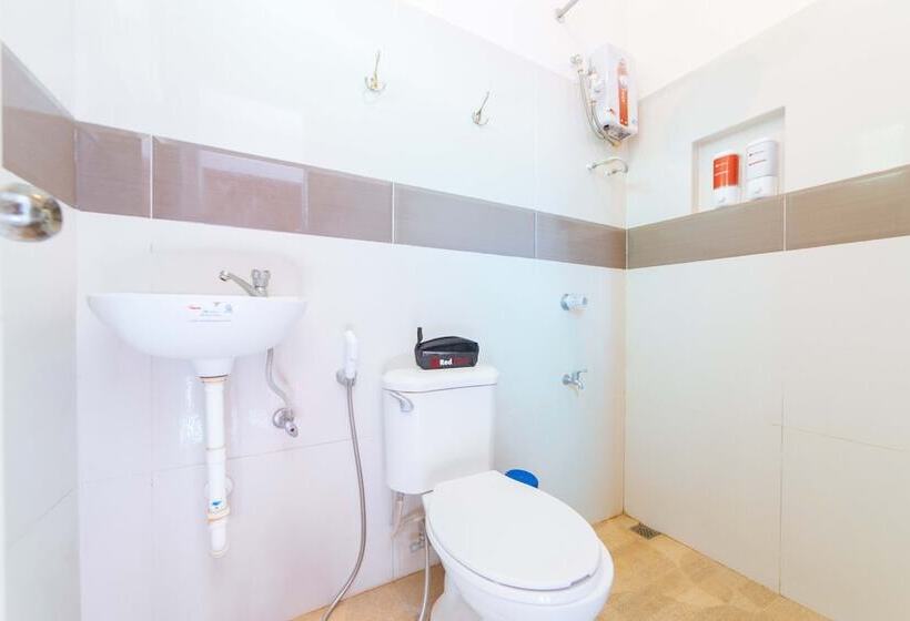 Номер Стандарт, Reddoorz @ Old Buswang Road