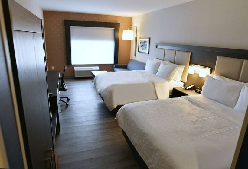 套房, Holiday Inn Express & Suites Jersey City   Holland Tunnel, An Ihg