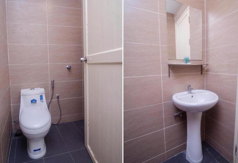 اتاق لوکس با تخت بزرگ, Mandurah Room & Cafe By Oyo Rooms