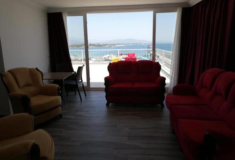 آپارتمان 1 خوابه با تراس, çi̇çek Apart Otel