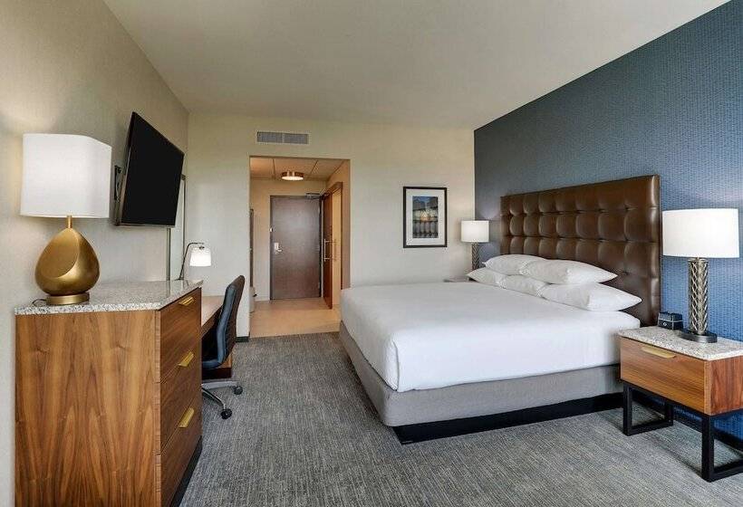 Номер Deluxe Адаптированный для Инвалидов, Drury Plaza Hotel Orlando   Disney Springs Area