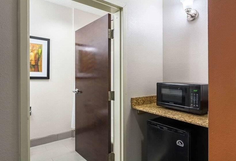 Номер Стандарт, Quality Inn Warsaw Near Rappahannock River