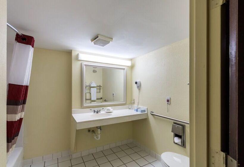 Номер Deluxe, Red Roof Inn Morehead
