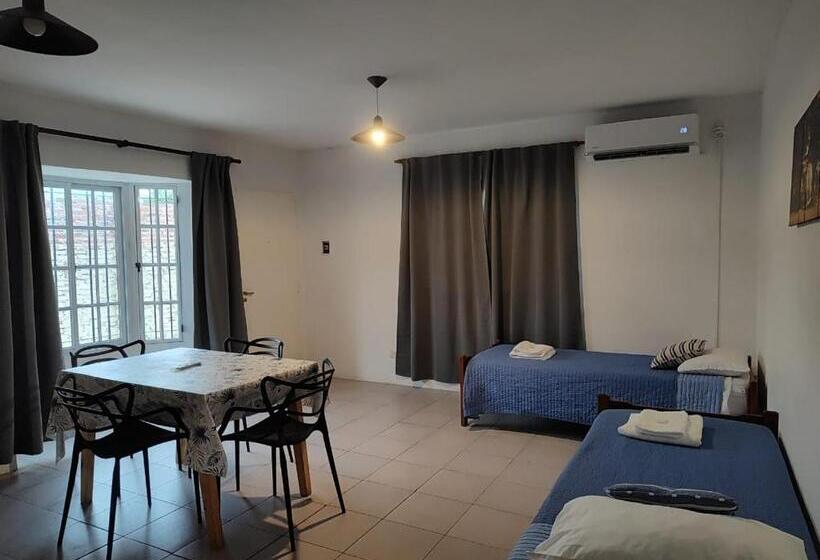 Четырехместный Номер Стандарт, Ezeiza Home