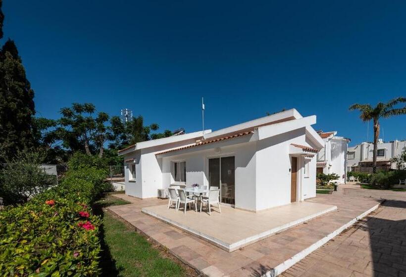 Бунгало Стандарт 3 Спальни, Fig Tree Z Holiday Resort
